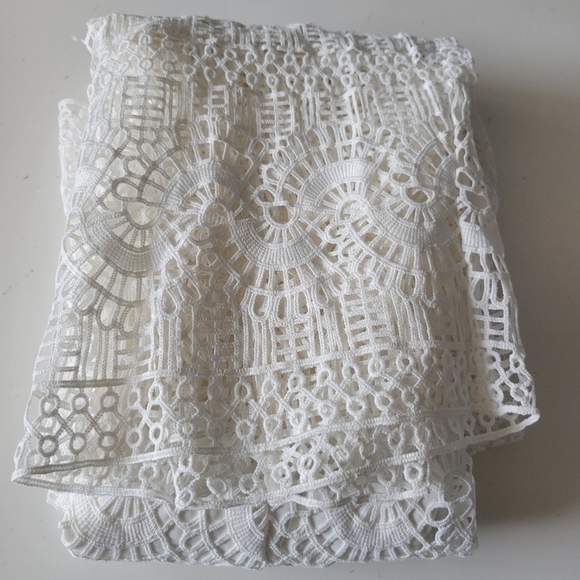 Bardot Off Shoulder Lace Dress Size 6 White - Picture 15 of 15
